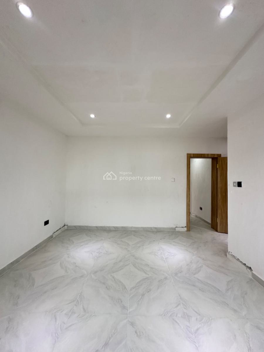 Beautifully Built 4 Bedroom Terrace Duplex with Pool and Gym, Lekki Phase 1, Lekki, Lagos, Terraced Duplex for Rent