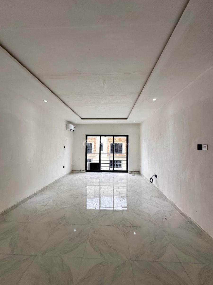 Beautifully Built 4 Bedroom Terrace Duplex with Pool and Gym, Lekki Phase 1, Lekki, Lagos, Terraced Duplex for Rent