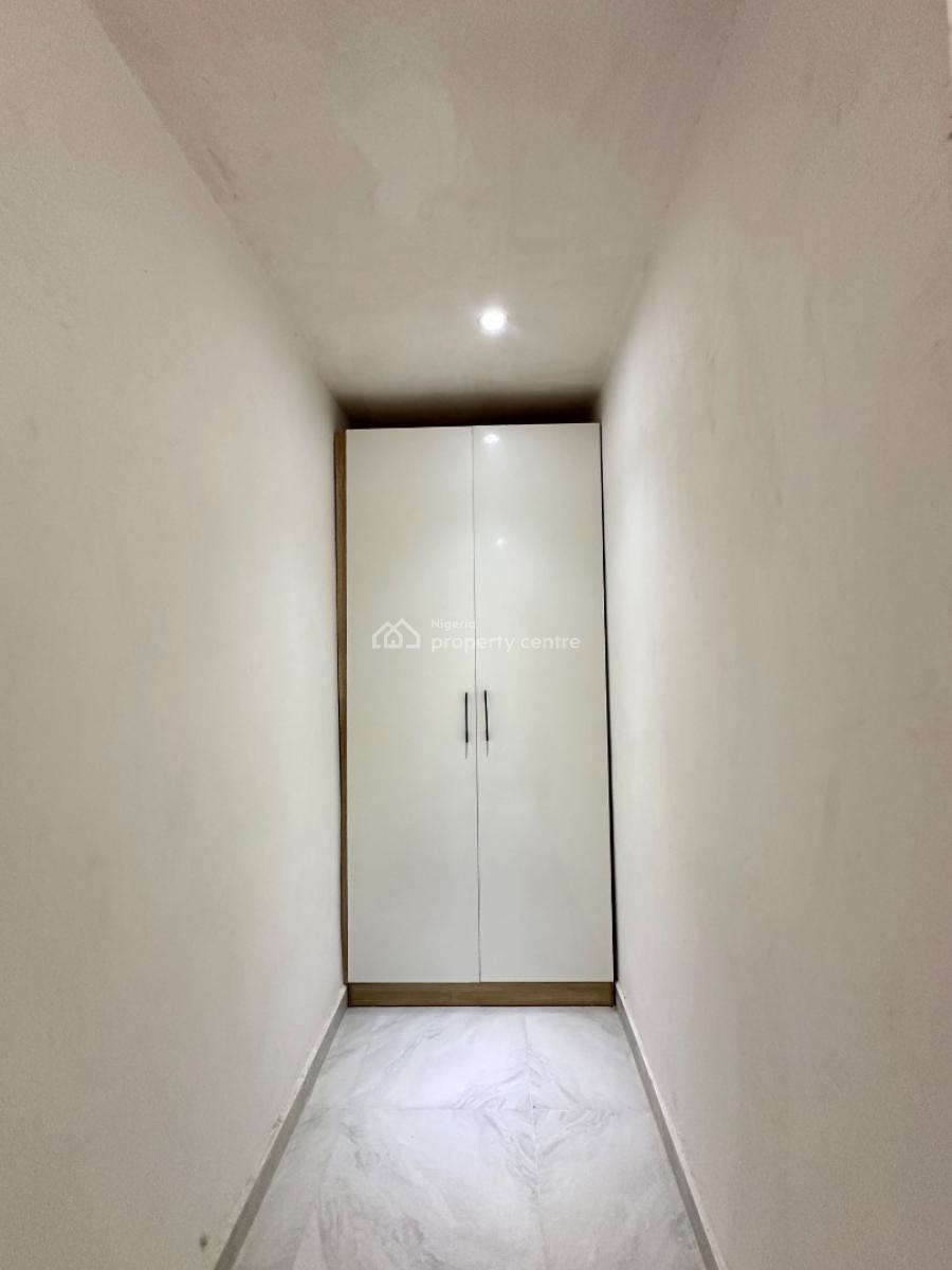 Beautifully Built 4 Bedroom Terrace Duplex with Pool and Gym, Lekki Phase 1, Lekki, Lagos, Terraced Duplex for Rent