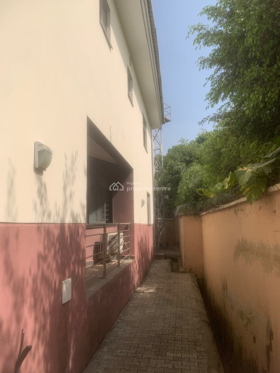 Classy and Tranquil 4 Bedroom Semi Detached Duplex, Off Alvan Ikoku Street, Maitama District, Abuja, Semi-detached Duplex for Rent