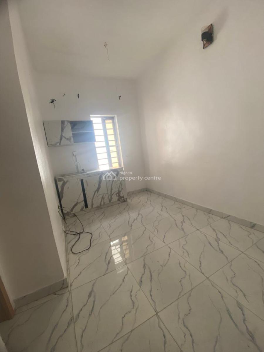 Mini Flat (upstairs), Lekki Conservation Centre, Opposite Chevron, Lekki, Lagos, Mini Flat (room and Parlour) for Rent