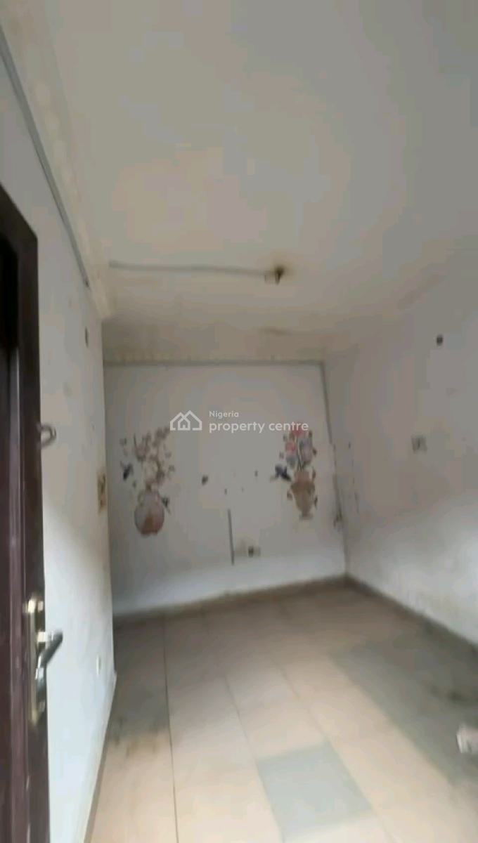 Neatly Used, Spacious and Standard Mini Flat in a Good Environment, Off Awoyokun, Onipanu, Shomolu, Lagos, Mini Flat (room and Parlour) for Rent