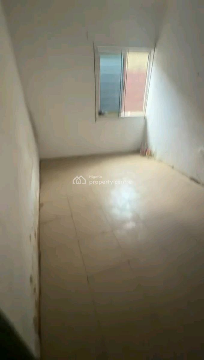 Neatly Used, Spacious and Standard Mini Flat in a Good Environment, Off Awoyokun, Onipanu, Shomolu, Lagos, Mini Flat (room and Parlour) for Rent