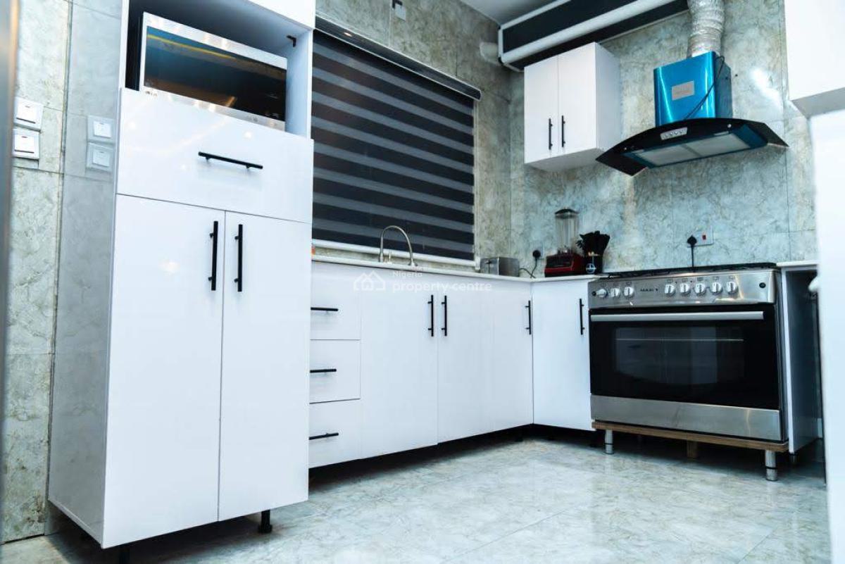 4 Bedrooms Terraced Duplex with Pool, Snooker, Ps5 and Bathtub, Mijl Residence & Villa, Ikate Elegushi, Lekki, Lagos, Terraced Duplex Short Let