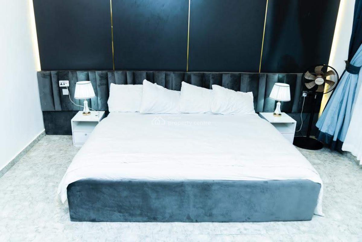 4 Bedrooms Terraced Duplex with Pool, Snooker, Ps5 and Bathtub, Mijl Residence & Villa, Ikate Elegushi, Lekki, Lagos, Terraced Duplex Short Let