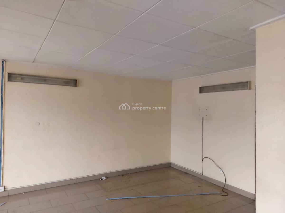 4-bedroom Semi-detached Duplex, Ilupeju, Lagos, Commercial Property for Rent