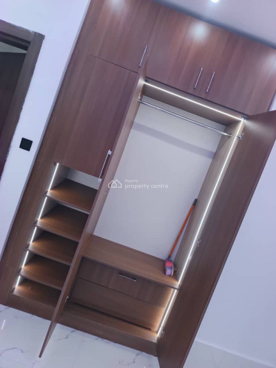 Magnificent 2 Bedroom Flat with High Quality Finishing, Hiltop Estate Aboru, Iyana Ipaja, Ipaja, Lagos, Flat / Apartment for Rent