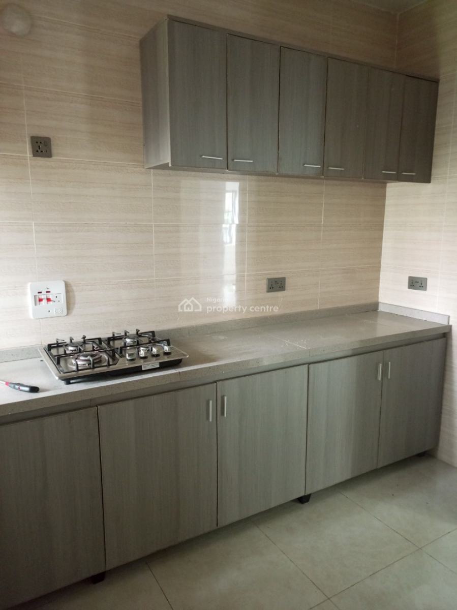 Standard and Sharp 2 Bedroom Apartment (downstairs), Greenville Estate, Badore, Ajah, Lagos, Flat / Apartment for Rent