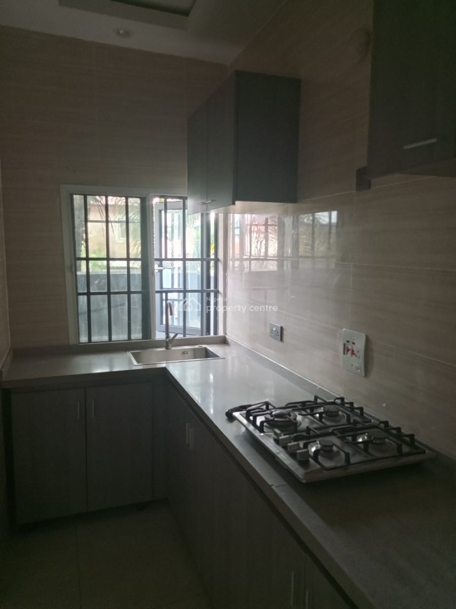 Standard and Sharp 2 Bedroom Apartment (downstairs), Greenville Estate, Badore, Ajah, Lagos, Flat / Apartment for Rent