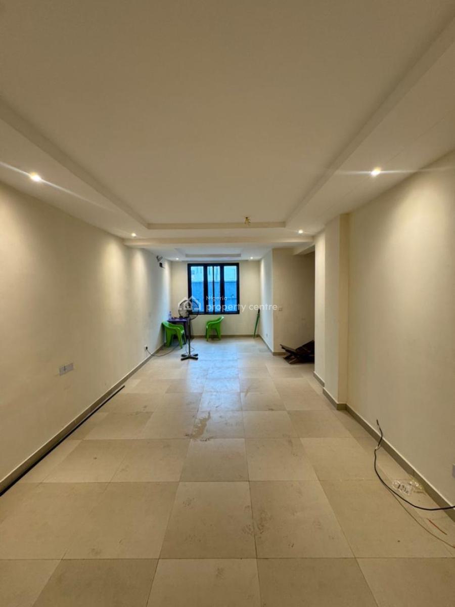 Newly Built 2 Bedroom Apartment, Lekki Phase 1, Lekki, Lagos, Flat / Apartment for Sale