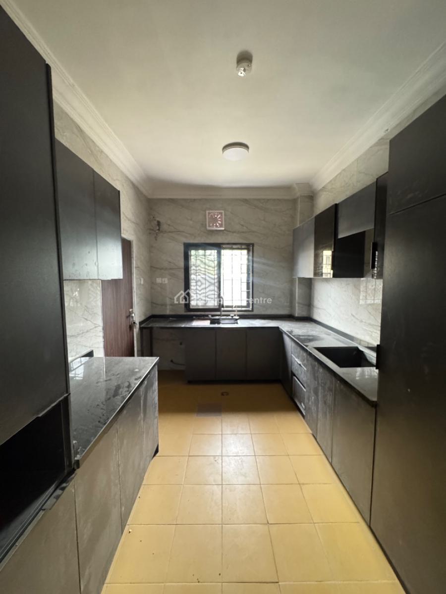 3 Bedroom Apartment + Bq, Lekki Phase 1, Lekki, Lagos, Flat / Apartment for Rent