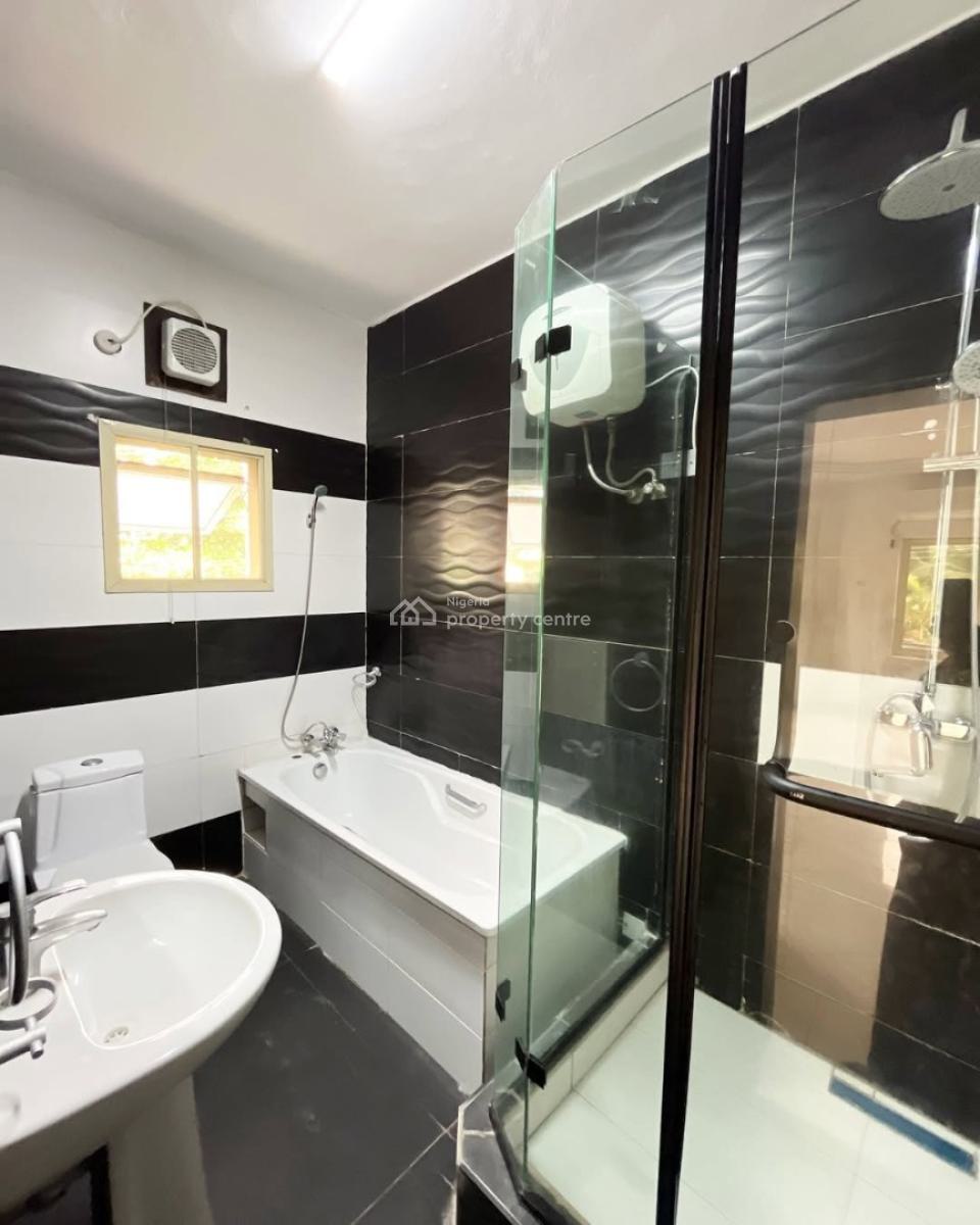 Finished 3 Bedroom Apartment, Lekki Phase 1, Lekki, Lagos, House for Rent