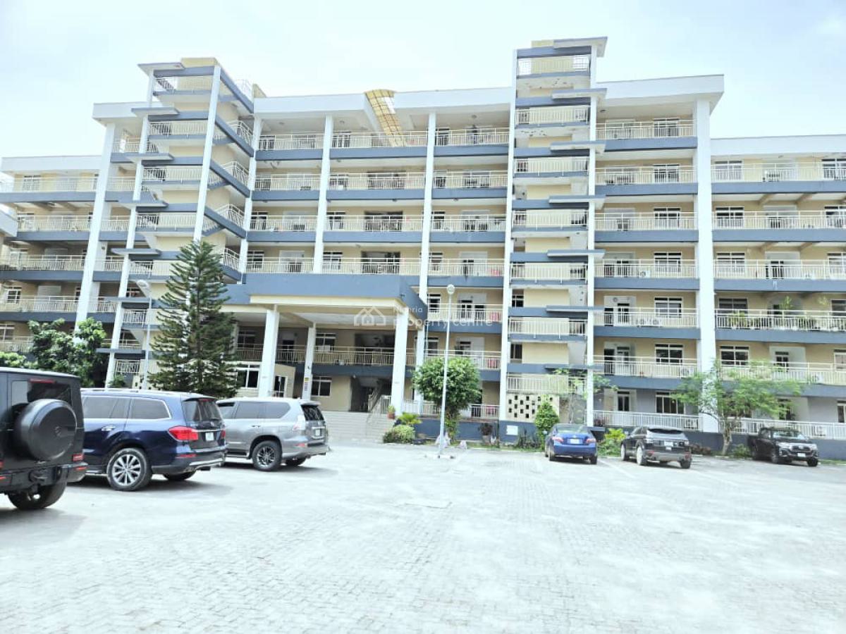 Luxury Waterfront 3 Bedroom Apartment, Lekki Phase 1, Lekki, Lagos, Flat / Apartment for Rent