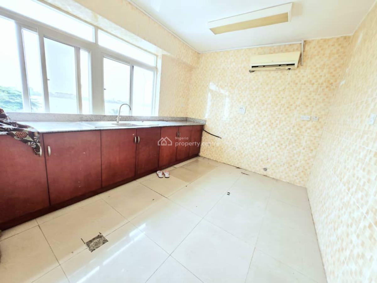Luxury Waterfront 3 Bedroom Apartment, Lekki Phase 1, Lekki, Lagos, Flat / Apartment for Rent