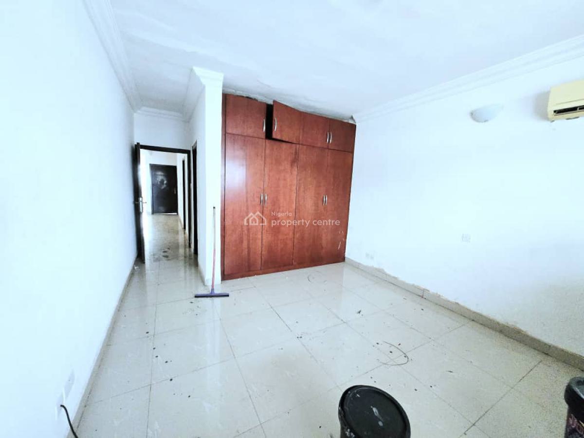 Luxury Waterfront 3 Bedroom Apartment, Lekki Phase 1, Lekki, Lagos, Flat / Apartment for Rent