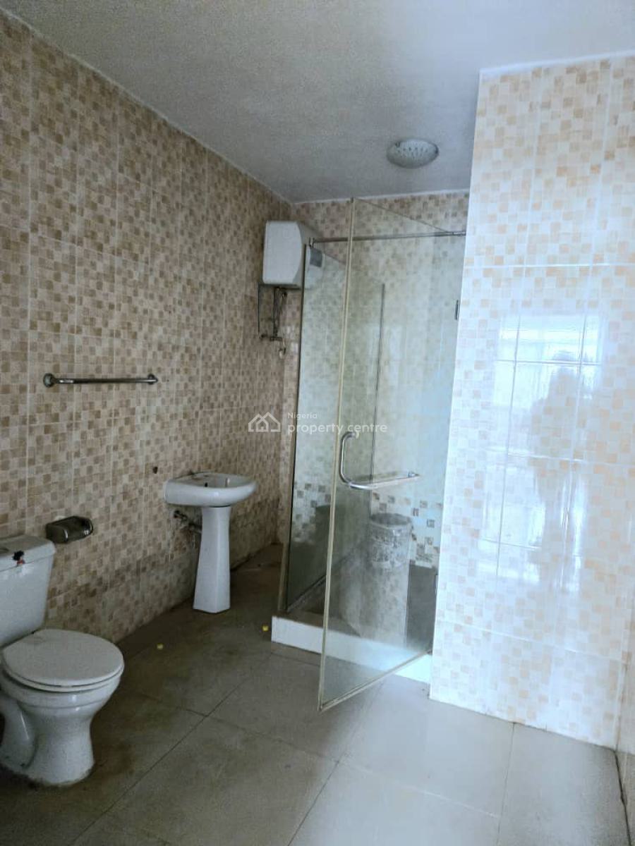 Luxury Waterfront 3 Bedroom Apartment, Lekki Phase 1, Lekki, Lagos, Flat / Apartment for Rent