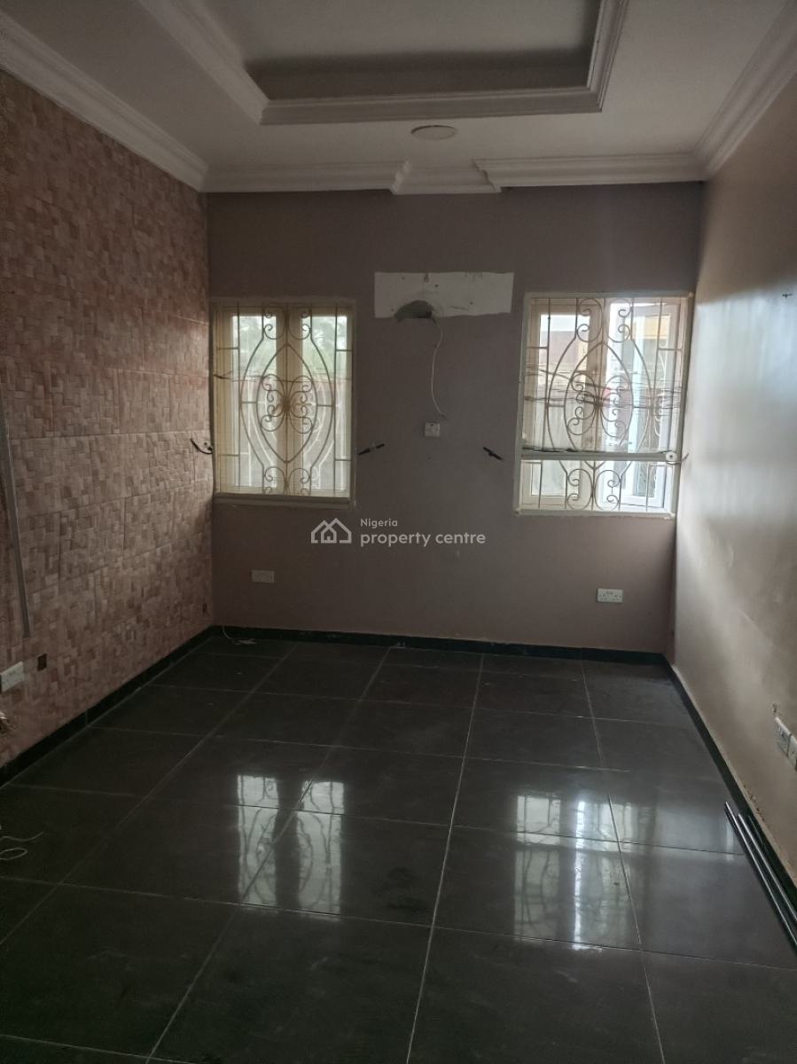 Spacious and Sharp 3 Bedroom Apartment (downstairs), Lekki Pennusula 2, Ogombo, Ajah, Lagos, Flat / Apartment for Rent