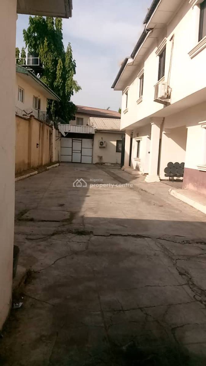 Tastefully Finished 8 Bedroom Detached Duplex with Bqs & Guest Chalet, Wuse 2, Abuja, Semi-detached Duplex for Rent