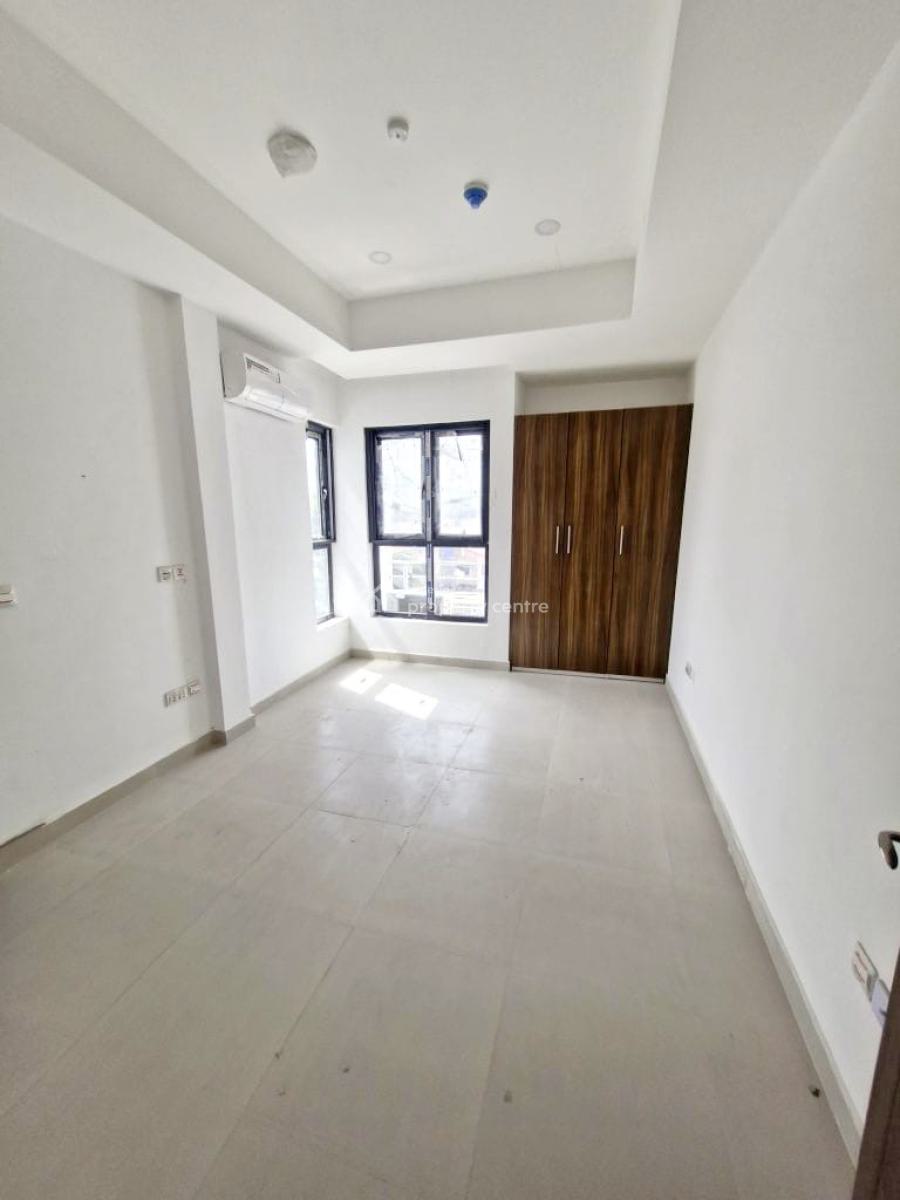 Luxury 3 Bedroom Apartment, Lekki Phase 1, Lekki, Lagos, Flat / Apartment for Sale