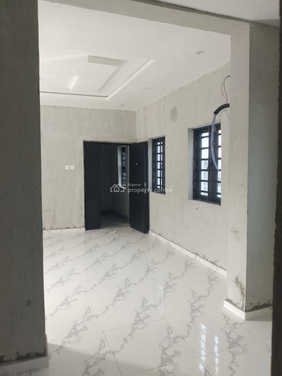 Brand New and Spacious 2 Bedroom, Mobile Road, Ilaje, Ajah, Lagos, Flat / Apartment for Rent