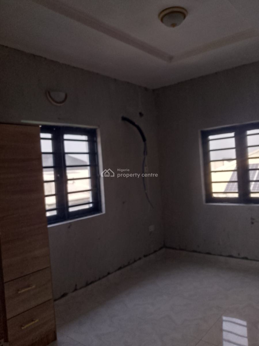 Brand New and Spacious 2 Bedroom, Mobile Road, Ilaje, Ajah, Lagos, Flat / Apartment for Rent
