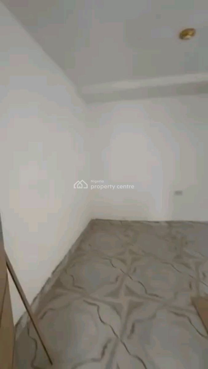 a Newly Built and Massive Mini Flat, Ground Floor with  Pop, Apata Street, Shomolu, Lagos, Mini Flat (room and Parlour) for Rent