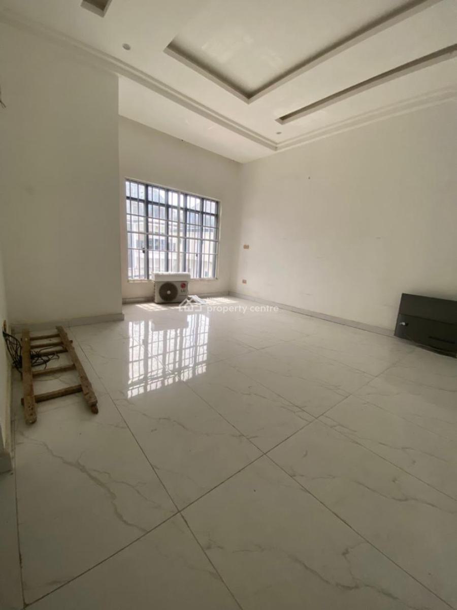 Exquisite 4 Bedroom Semi-detached Duplex with Bq, Chevron, Lekki Phase 2, Lekki, Lagos, Semi-detached Duplex for Rent