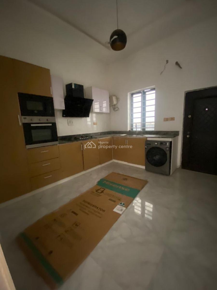 Exquisite 4 Bedroom Semi-detached Duplex with Bq, Chevron, Lekki Phase 2, Lekki, Lagos, Semi-detached Duplex for Rent