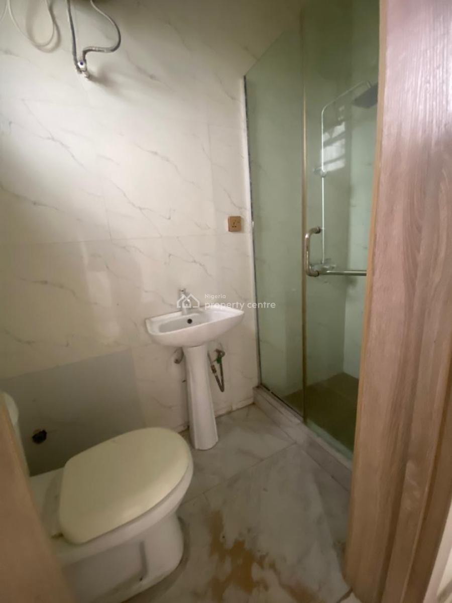 Exquisite 4 Bedroom Semi-detached Duplex with Bq, Chevron, Lekki Phase 2, Lekki, Lagos, Semi-detached Duplex for Rent