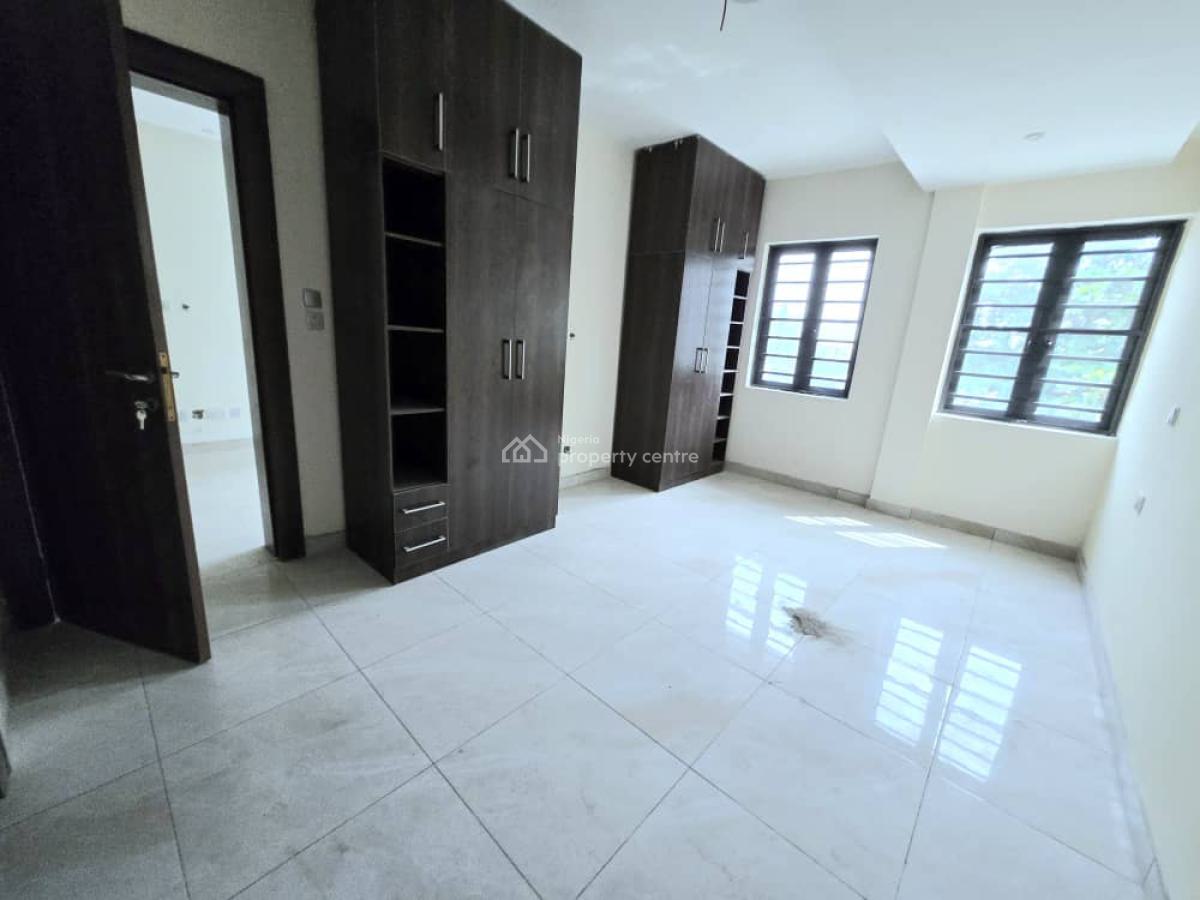 Luxury Waterfront 4 Bedroom Terrace Duplex, Lekki Phase 1, Lekki, Lagos, Terraced Duplex for Sale
