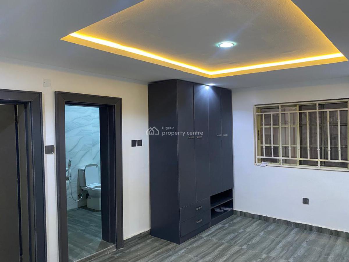 a Tastefully Finished, Vacant and Serviced One Bedroom Flat in a Serene Environment, Owena Close, Maitama District, Abuja, Mini Flat (room and Parlour) for Rent