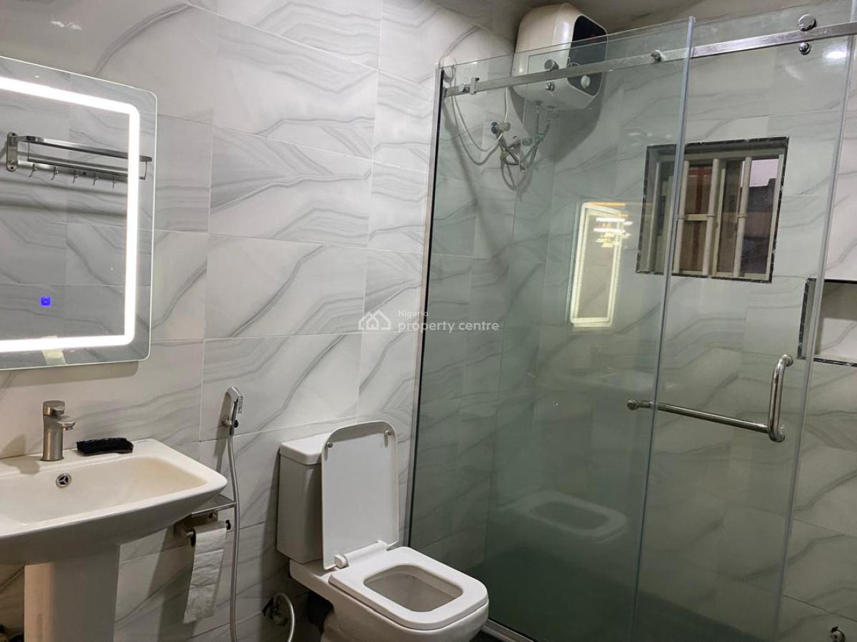 a Tastefully Finished, Vacant and Serviced One Bedroom Flat in a Serene Environment, Owena Close, Maitama District, Abuja, Mini Flat (room and Parlour) for Rent