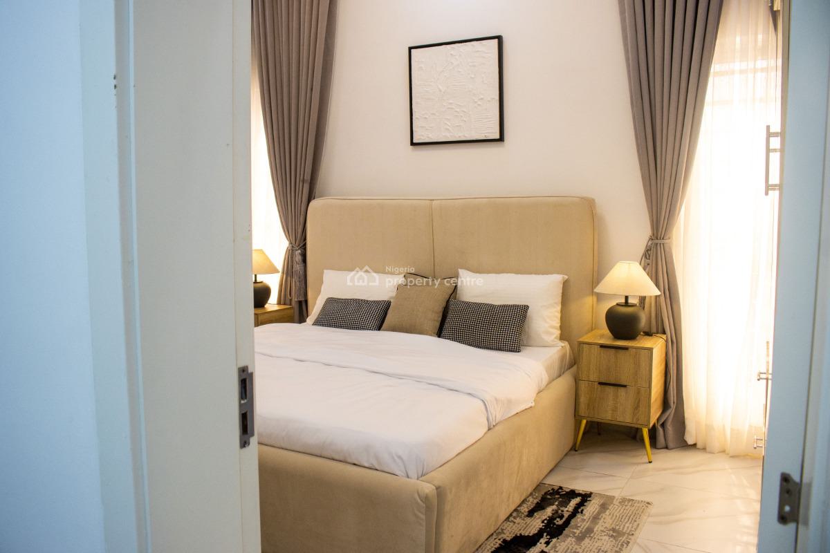 Luxury 3 Bedrooms Flat with Pool,lift, Shonibare Estate, Maryland, Lagos, Flat / Apartment Short Let