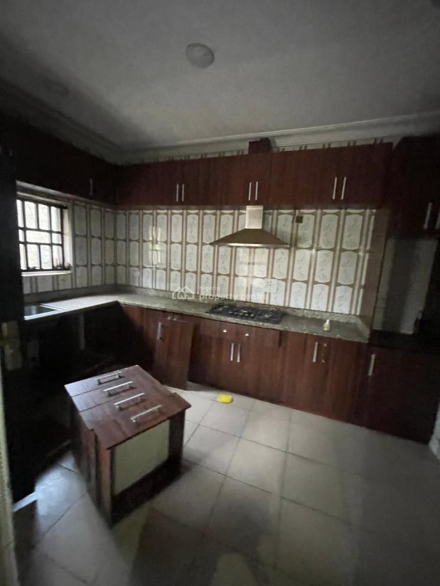 4 Bedroom Duplex, Very Decent, Olowora, Magodo, Lagos, House for Rent
