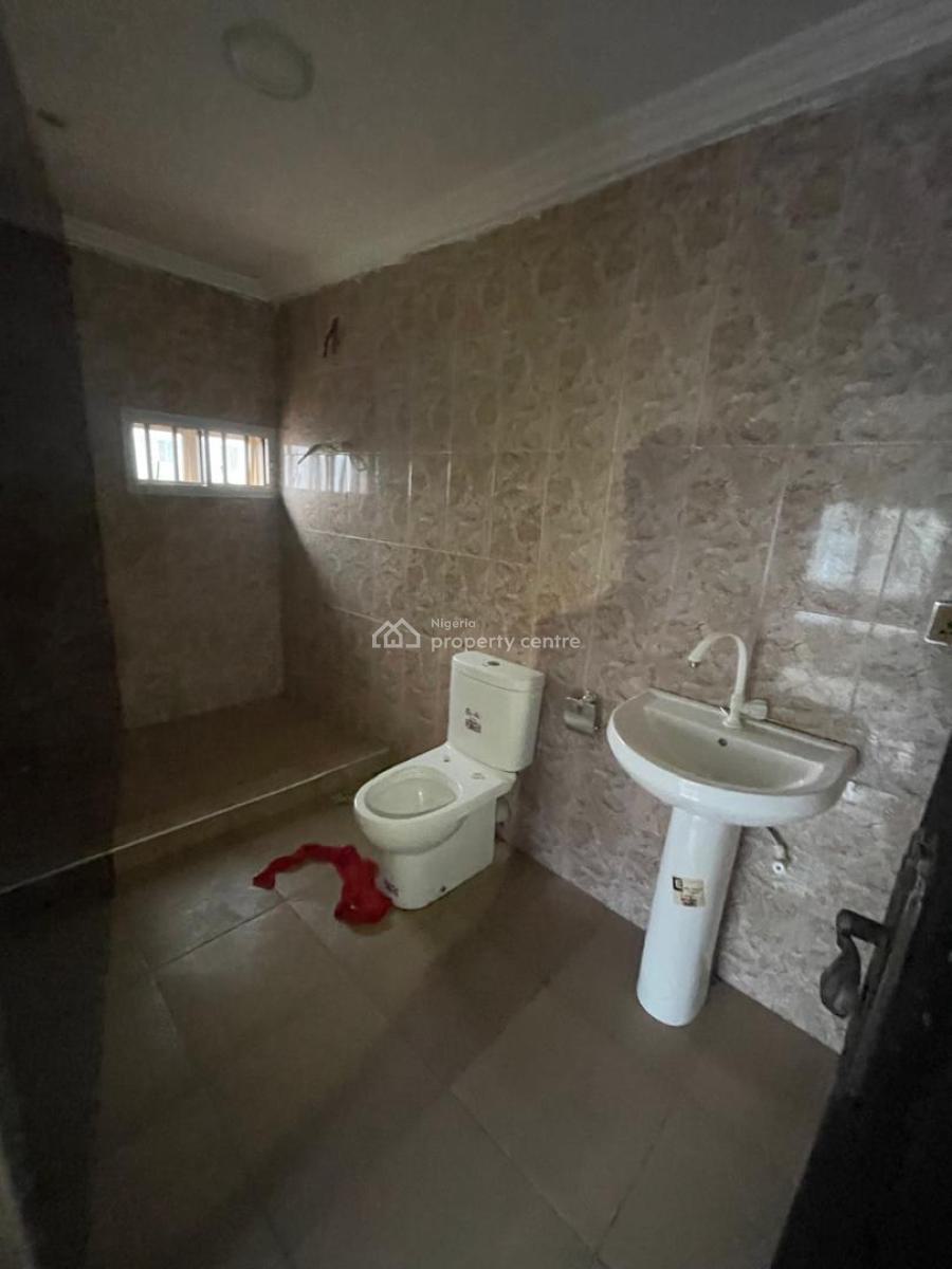4 Bedroom Duplex, Very Decent, Olowora, Magodo, Lagos, House for Rent