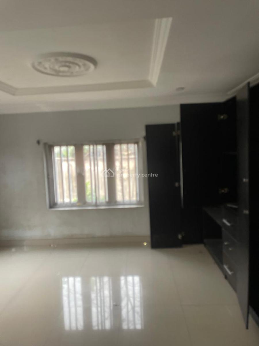 4 Bedroom Duplex, Very Decent, Olowora, Magodo, Lagos, House for Rent