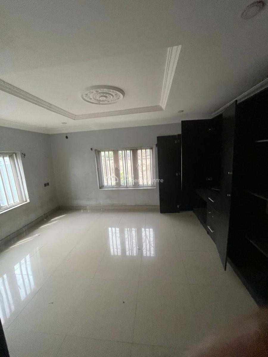 4 Bedroom Duplex, Very Decent, Olowora, Magodo, Lagos, House for Rent