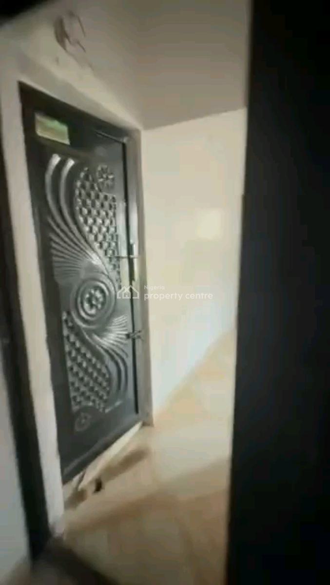 a Relatively New and Standard Miniflat, Upstairs with 2t2b, Prepaid, Off Morocco Road, Shomolu, Lagos, Mini Flat (room and Parlour) for Rent