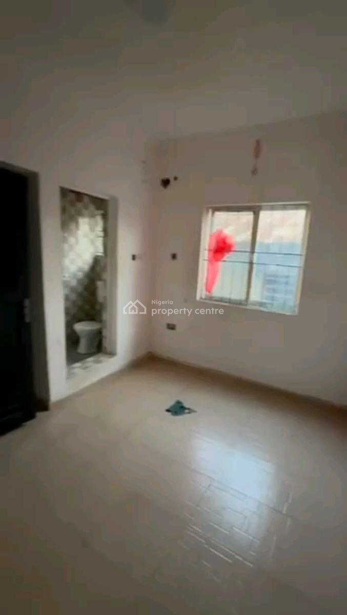 a Relatively New and Standard Miniflat, Upstairs with 2t2b, Prepaid, Off Morocco Road, Shomolu, Lagos, Mini Flat (room and Parlour) for Rent