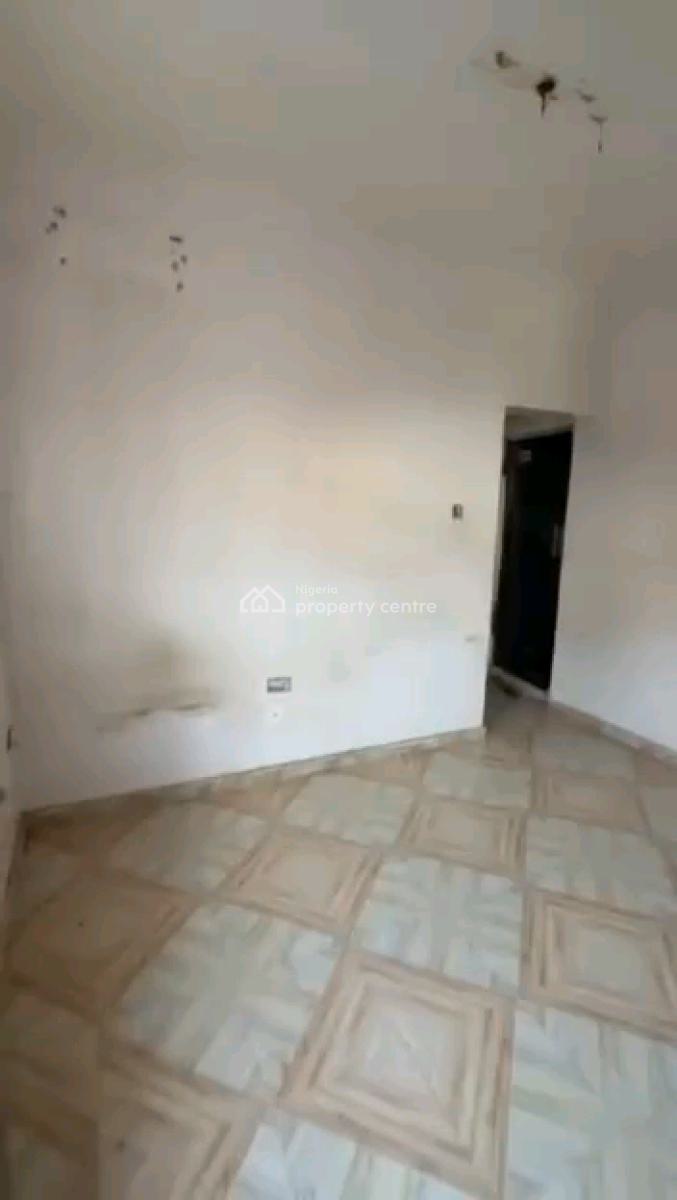 a Relatively New and Standard Miniflat, Upstairs with 2t2b, Prepaid, Off Morocco Road, Shomolu, Lagos, Mini Flat (room and Parlour) for Rent