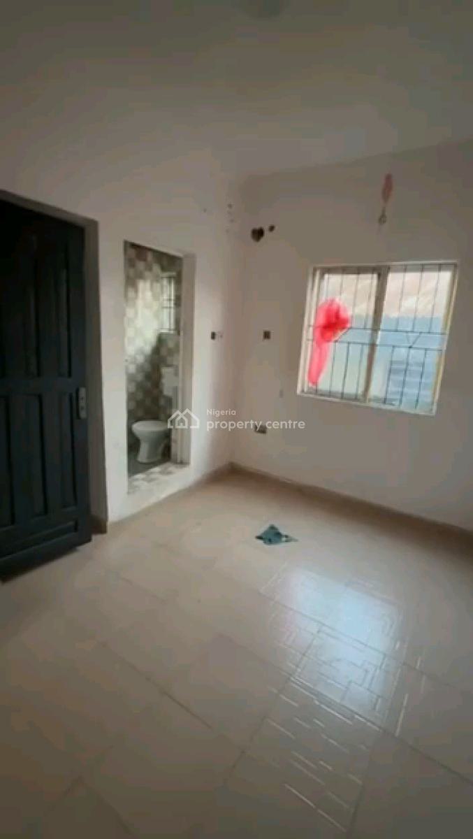 a Relatively New and Standard Miniflat, Upstairs with 2t2b, Prepaid, Off Morocco Road, Shomolu, Lagos, Mini Flat (room and Parlour) for Rent