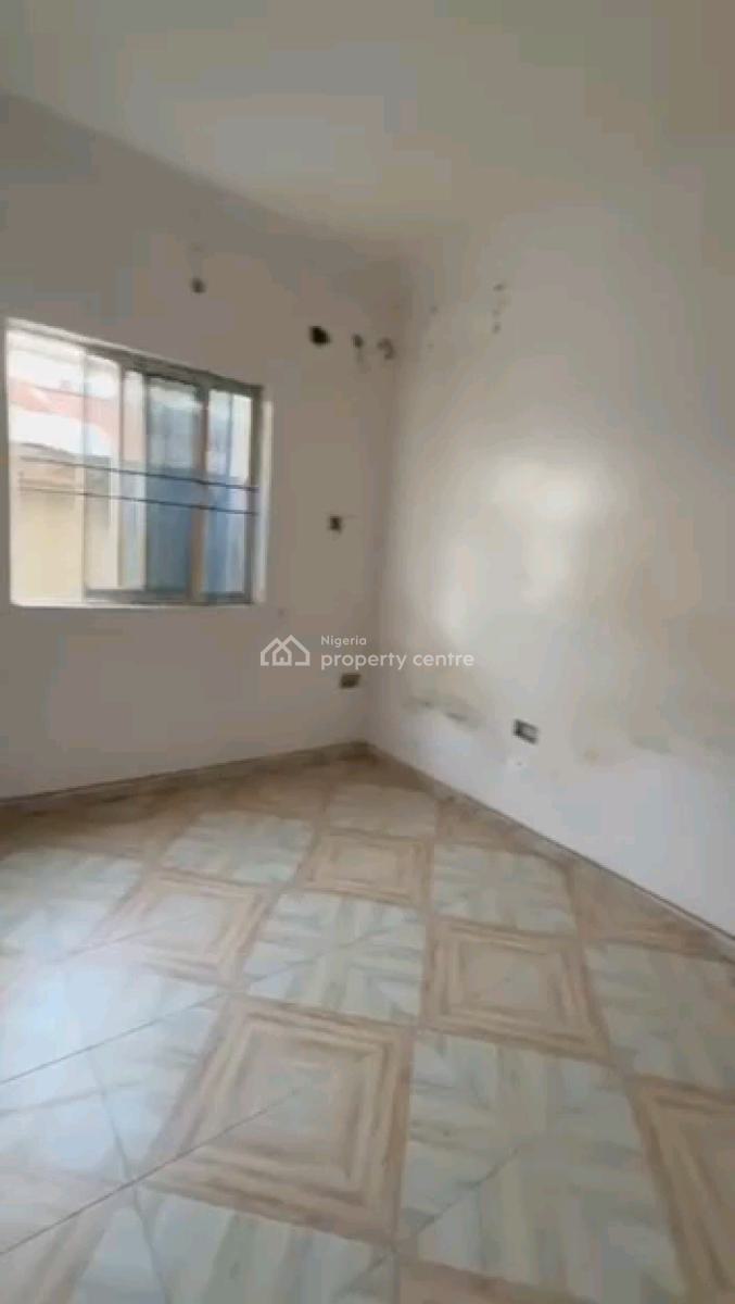 a Relatively New and Standard Miniflat, Upstairs with 2t2b, Prepaid, Off Morocco Road, Shomolu, Lagos, Mini Flat (room and Parlour) for Rent