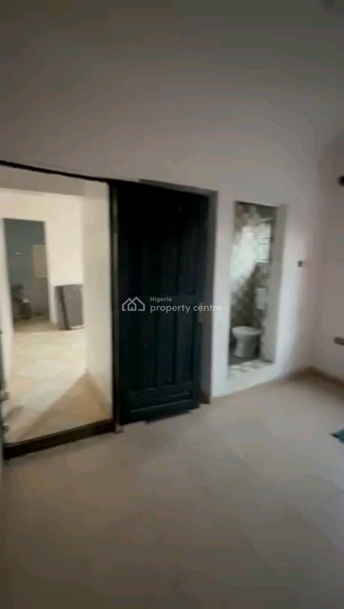 a Relatively New and Standard Miniflat, Upstairs with 2t2b, Prepaid, Off Morocco Road, Shomolu, Lagos, Mini Flat (room and Parlour) for Rent