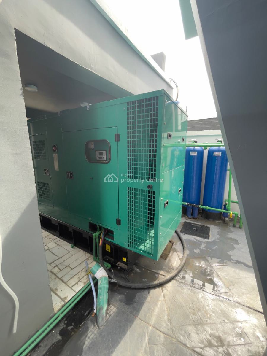 Well Built Beautiful 2 Bedroom Apartment + Bq, Lekki Phase 1, Lekki, Lagos, Flat / Apartment for Sale