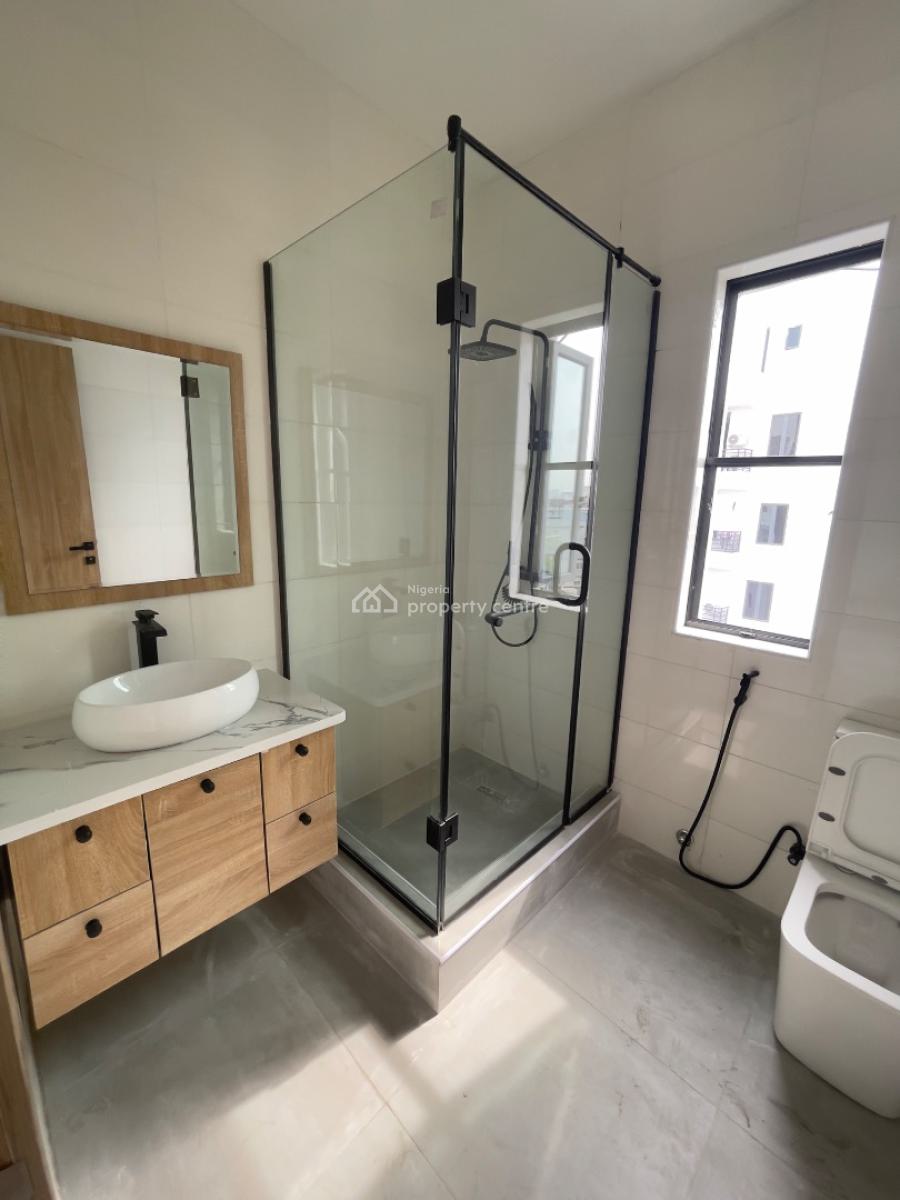 Well Built Beautiful 2 Bedroom Apartment + Bq, Lekki Phase 1, Lekki, Lagos, Flat / Apartment for Sale