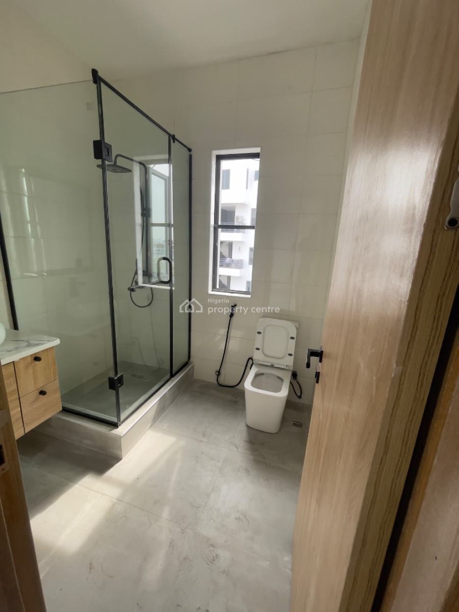 Well Built Beautiful 2 Bedroom Apartment + Bq, Lekki Phase 1, Lekki, Lagos, Flat / Apartment for Sale