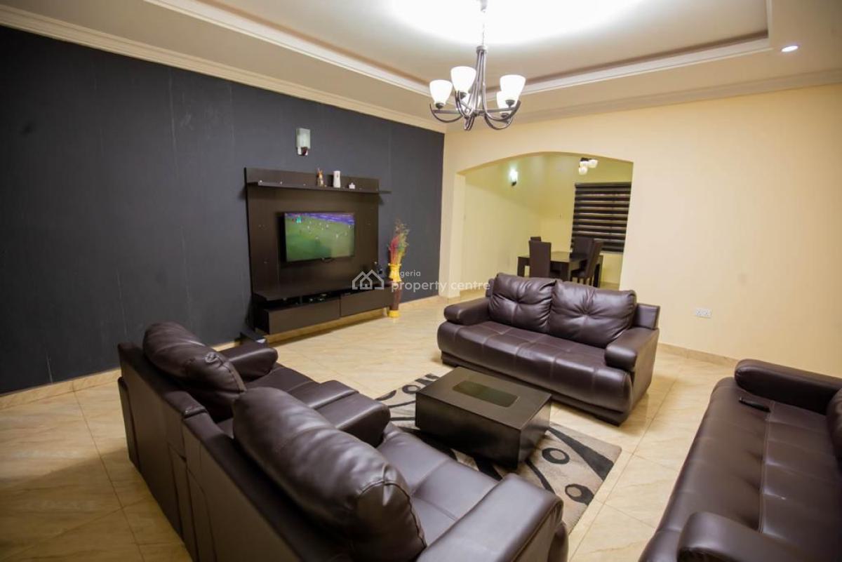 Clean Fully Furnished 3 Bedroom Flat, Tarred Rd, By Zartech, Wuye, Abuja, Flat / Apartment for Rent