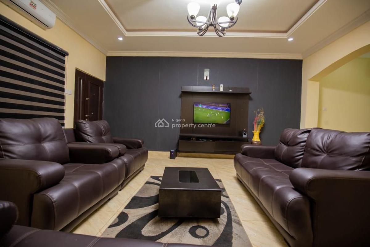 Clean Fully Furnished 3 Bedroom Flat, Tarred Rd, By Zartech, Wuye, Abuja, Flat / Apartment for Rent