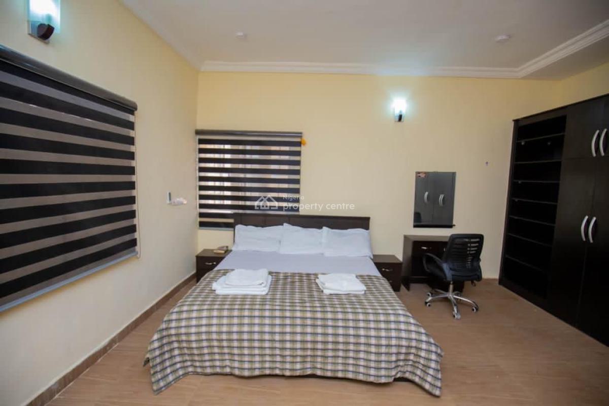 Clean Fully Furnished 3 Bedroom Flat, Tarred Rd, By Zartech, Wuye, Abuja, Flat / Apartment for Rent