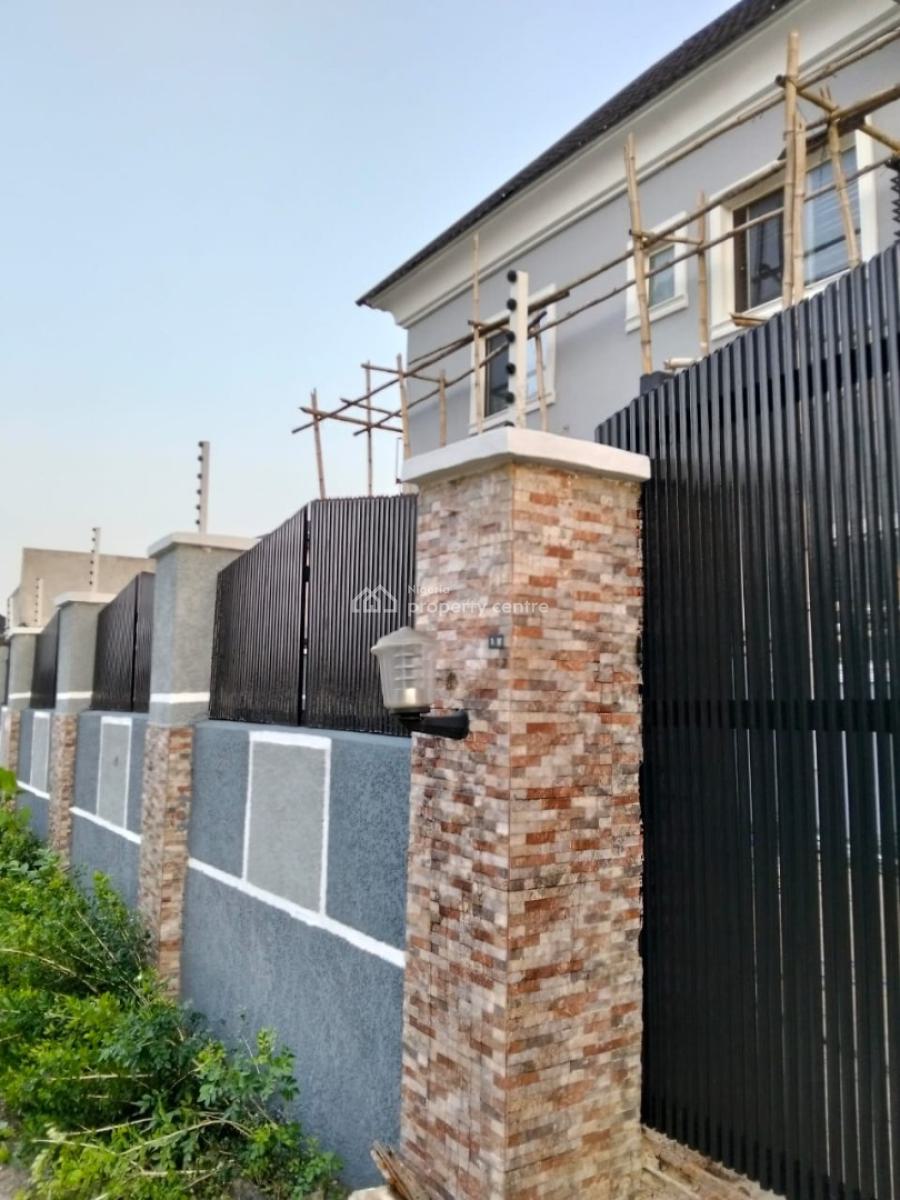 3 Bedroom, Gra Phase 1, Magodo, Lagos, Semi-detached Duplex for Sale